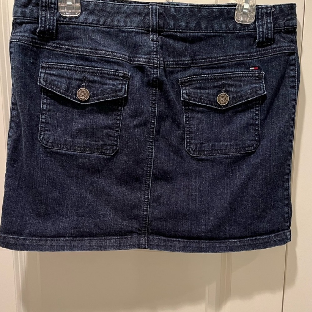 Tommy Hilfiger Dark Wash Denim Mini Skirt w/ Pockets! - Picture 2 of 5